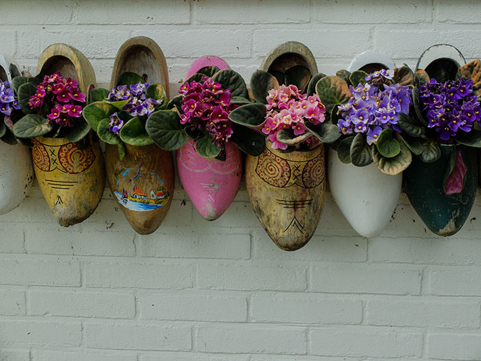 Colors 003 - Dutch clogs