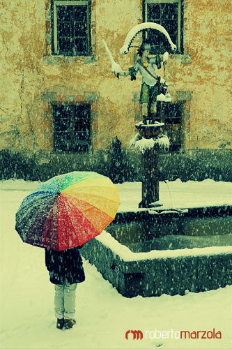 Rainbow umbrella - ombrello arcobaleno neve
