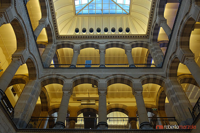 Centro commerciale Kalvertoren - Piazza Dam Amsterdam